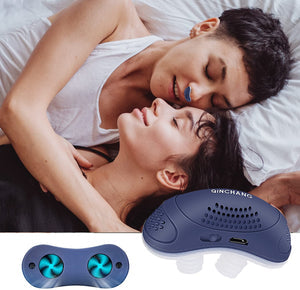 Person using the compact sleep support device