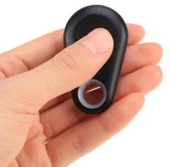 Close-up image of the Pet Smart Mini GPS Tracker